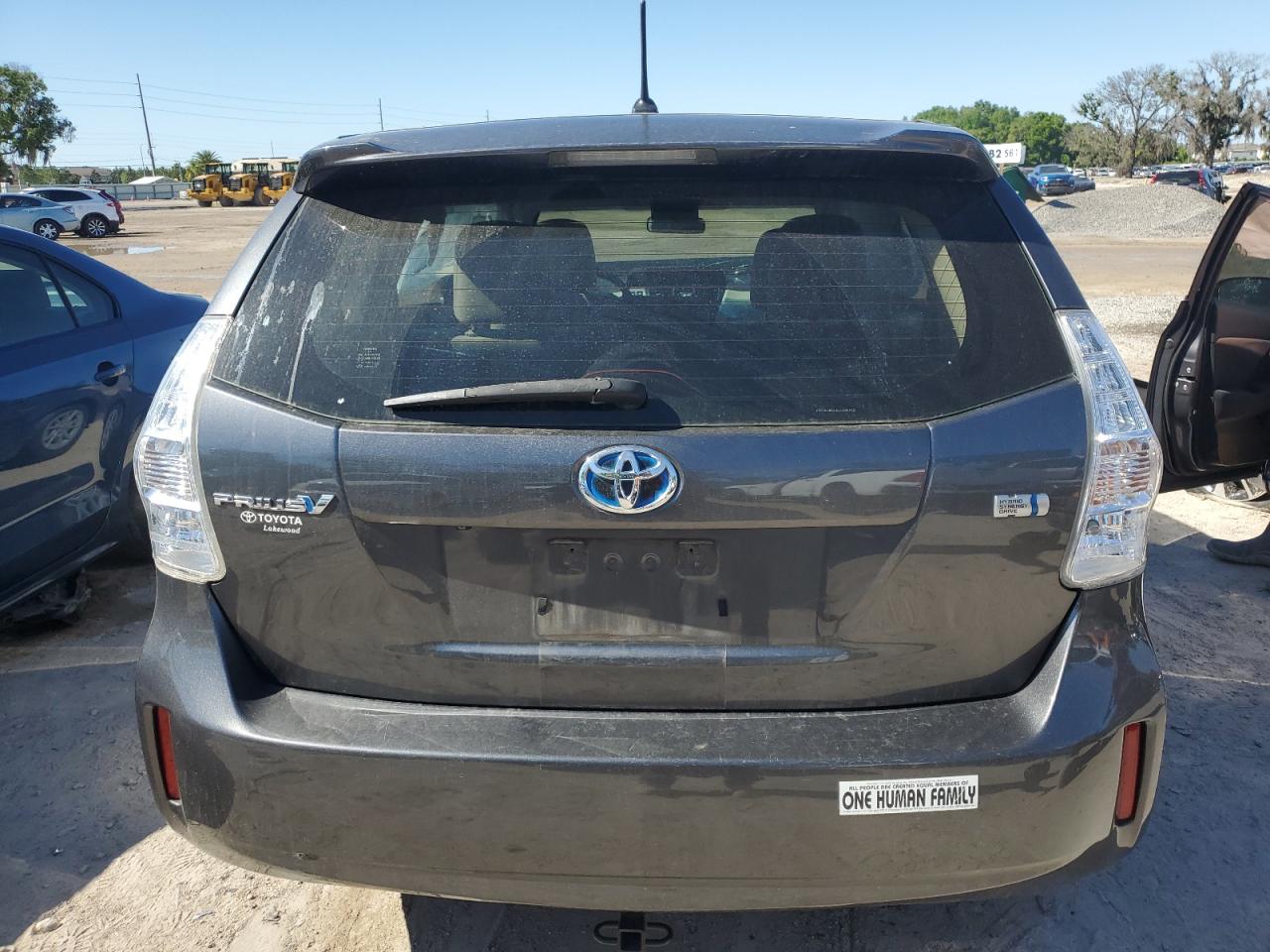 JTDZN3EU1D3206468 2013 Toyota Prius V