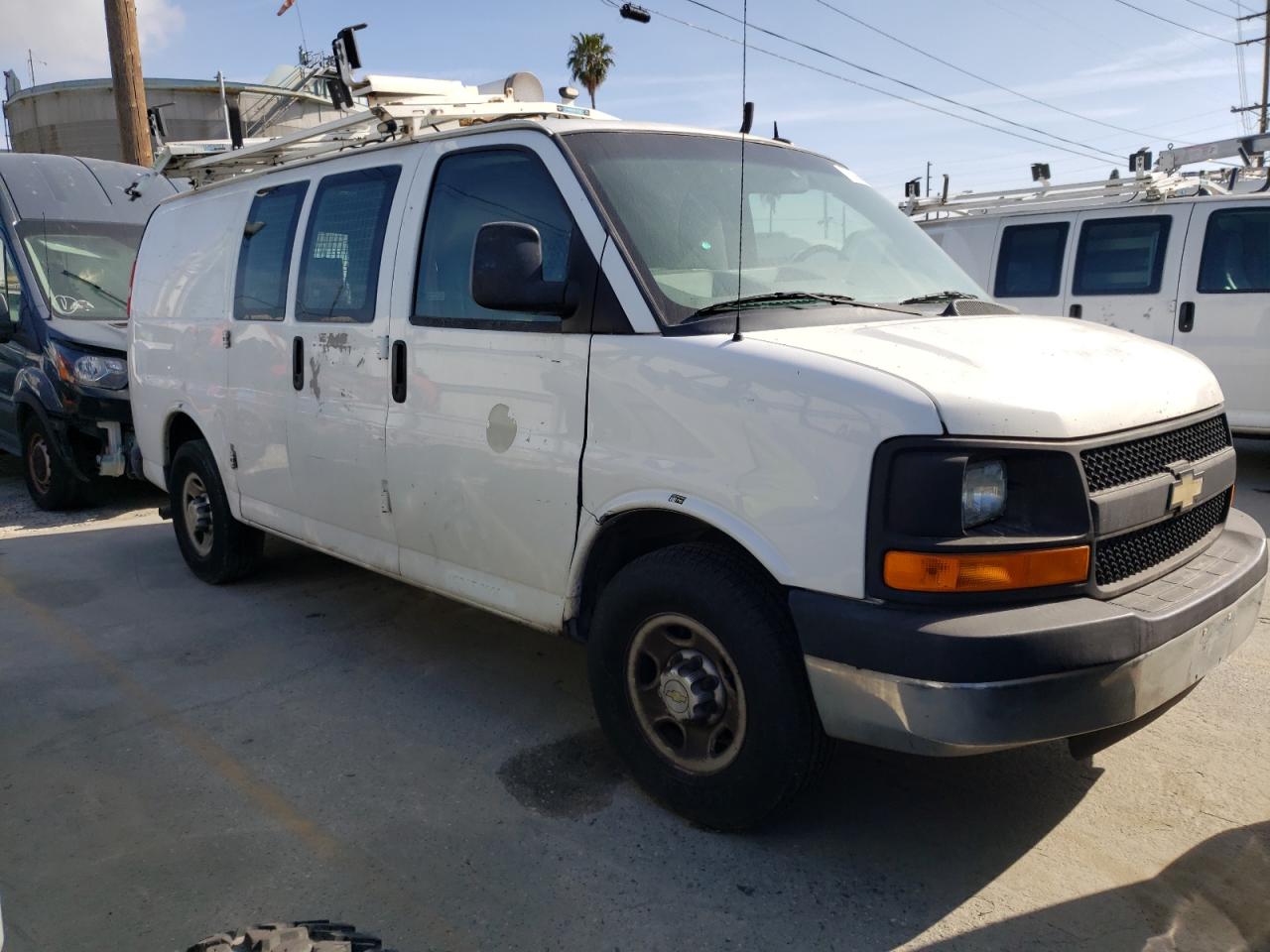 1GCWGFCB2E1132121 2014 Chevrolet Express G2500