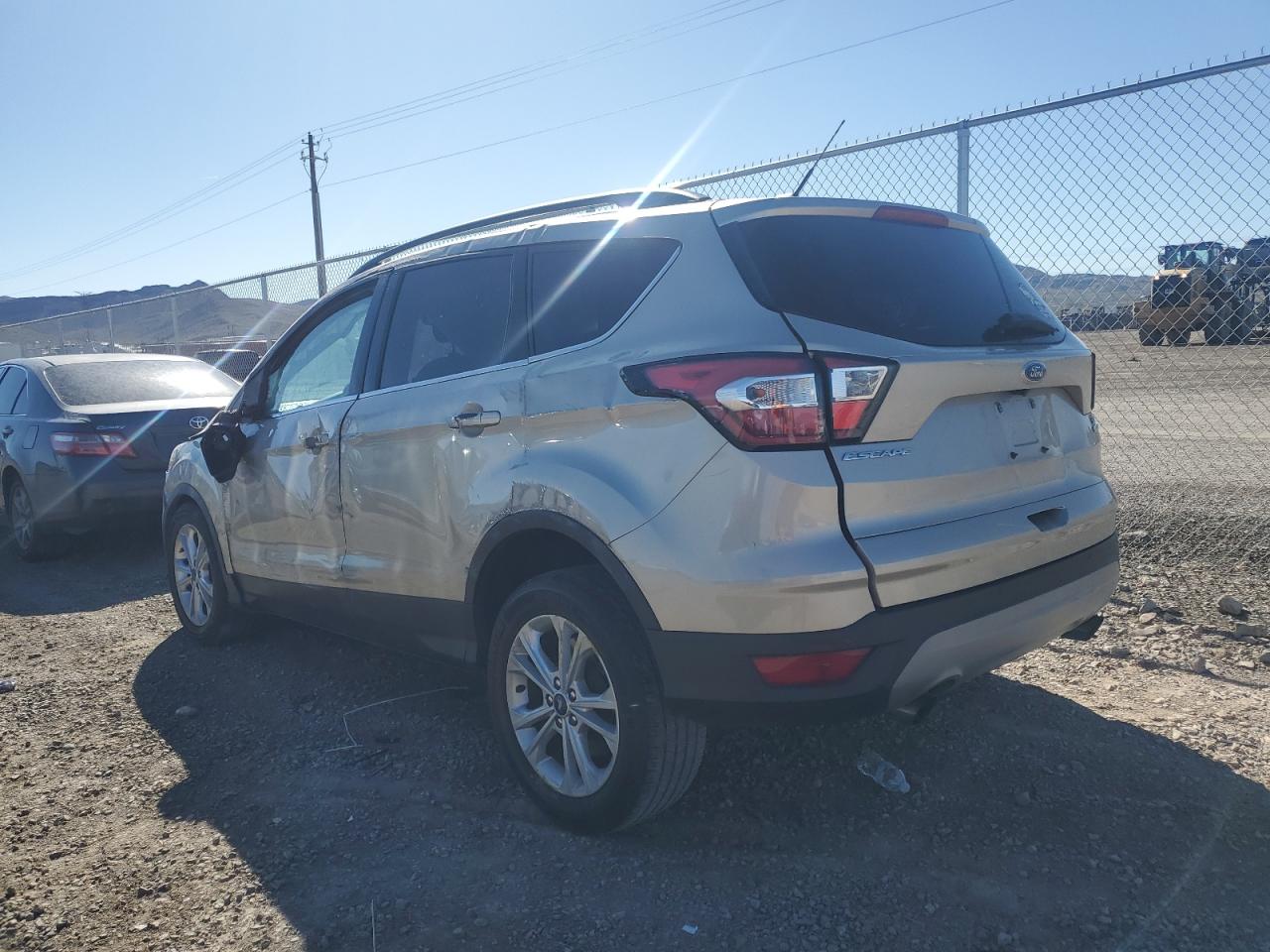 1FMCU0GD9HUC67020 2017 Ford Escape Se