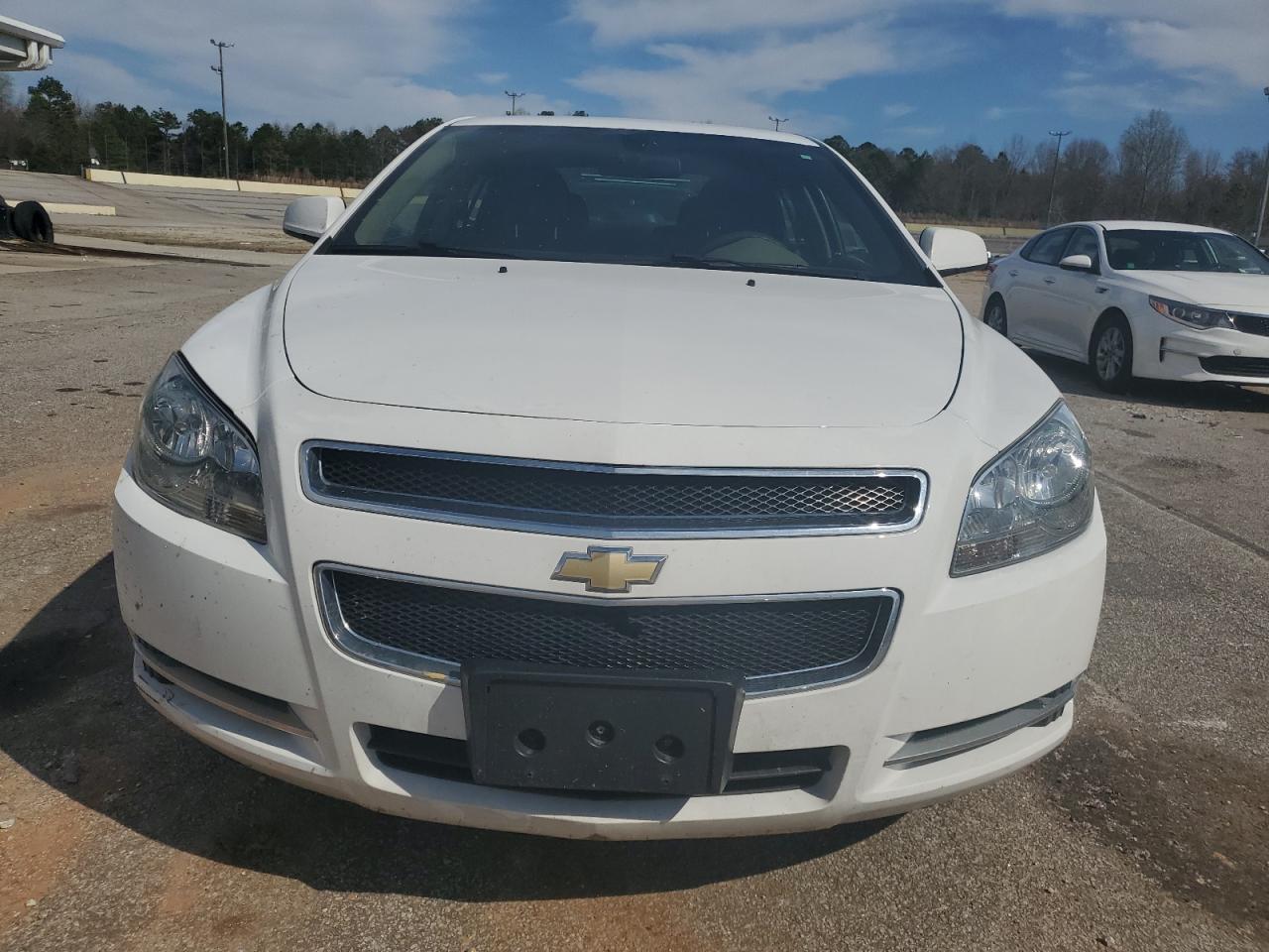 1G1ZC5E04CF393287 2012 Chevrolet Malibu 1Lt