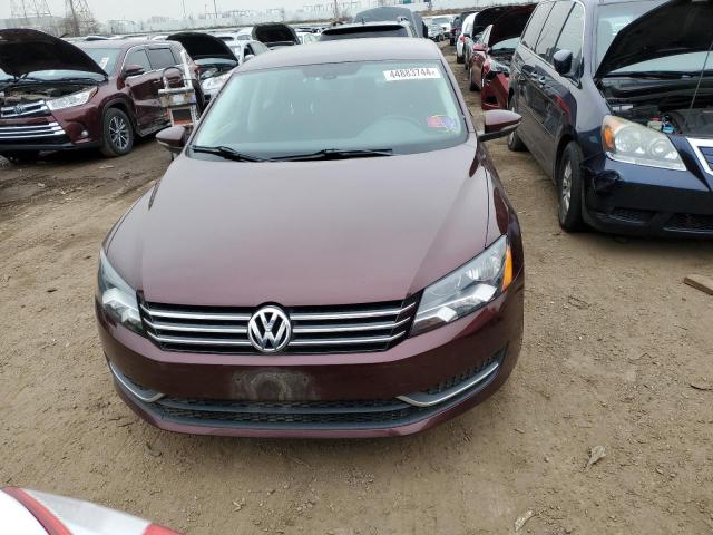 Седани VOLKSWAGEN PASSAT 2012 Бордовий