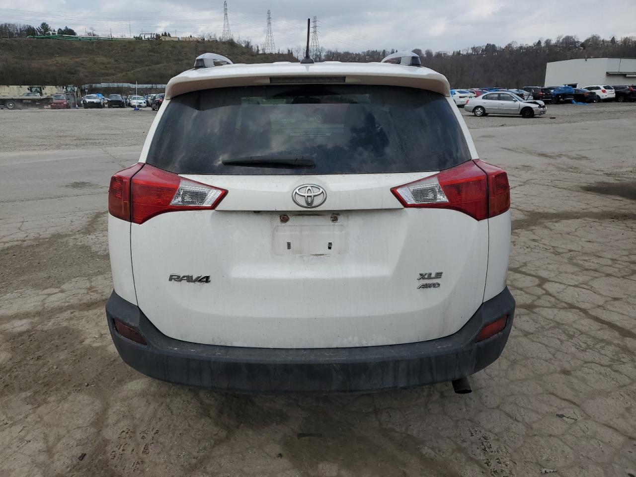 JTMRFREV0FD101720 2015 Toyota Rav4 Xle