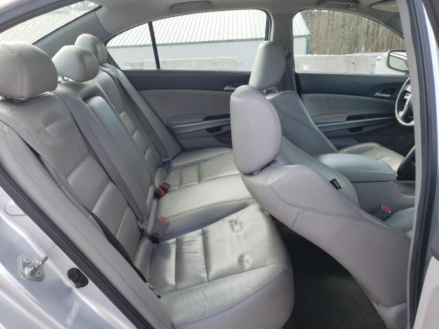 2010 Honda Accord - Image 10