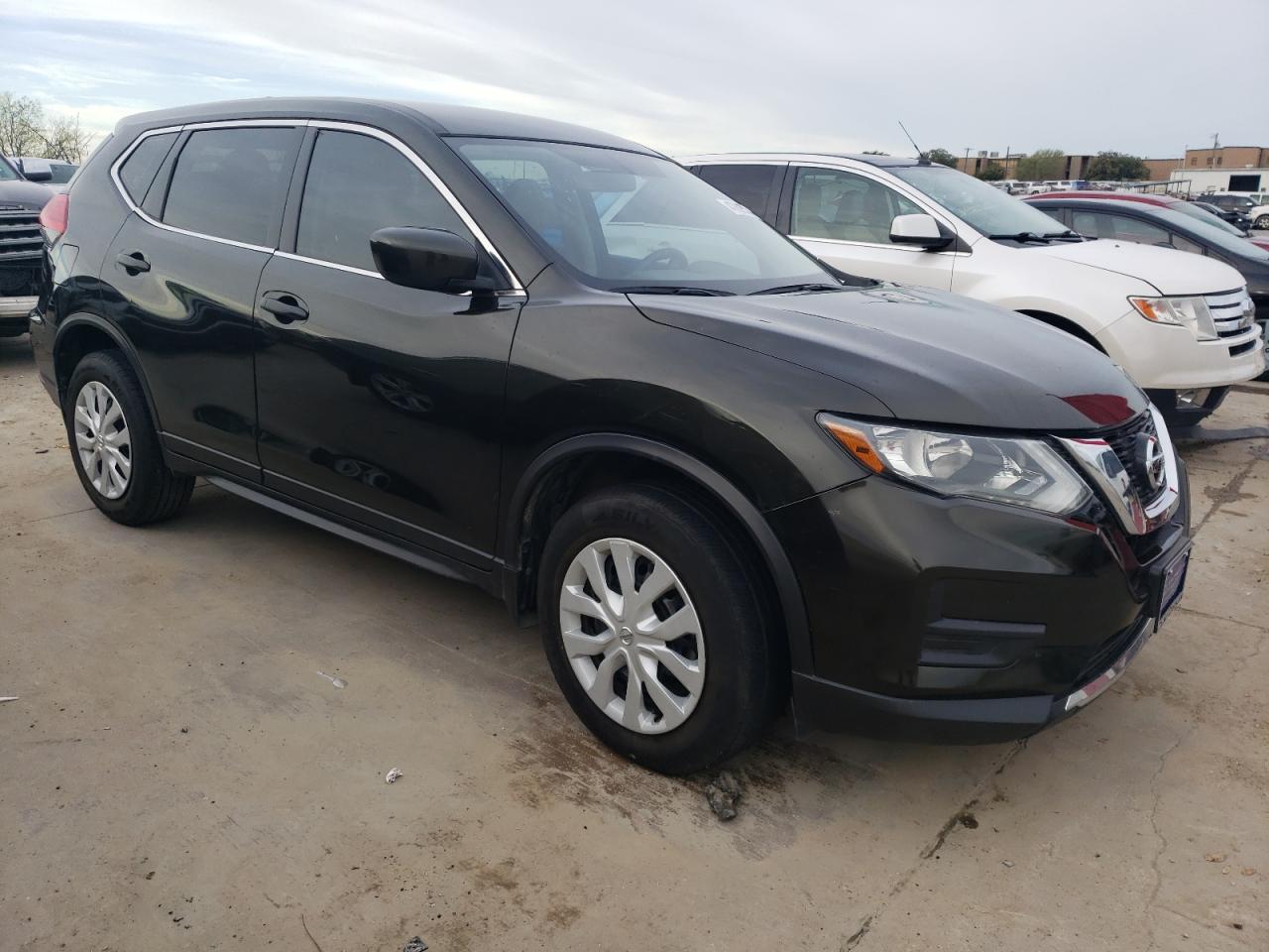 2017 Nissan Rogue S vin: JN8AT2MT1HW389644