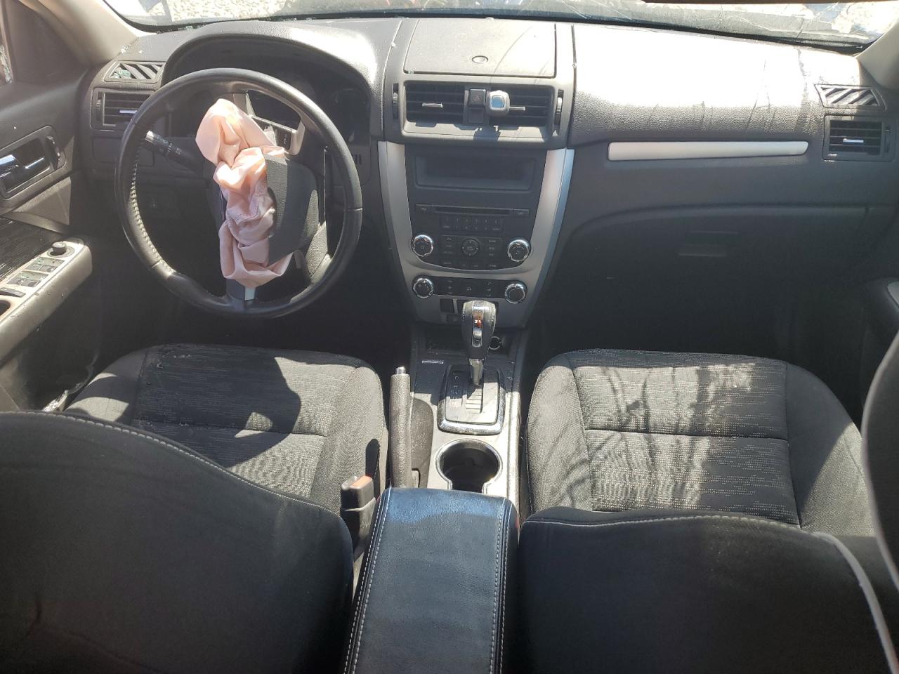 3FAHP0HA7BR232373 2011 Ford Fusion Se