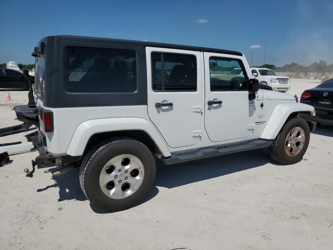 1C4BJWEG7FL704380 2015 Jeep Wrangler Unlimited Sahara