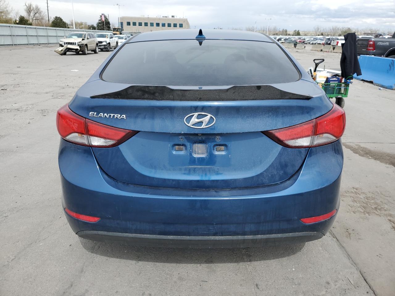 KMHDH4AE4EU054795 2014 Hyundai Elantra Se