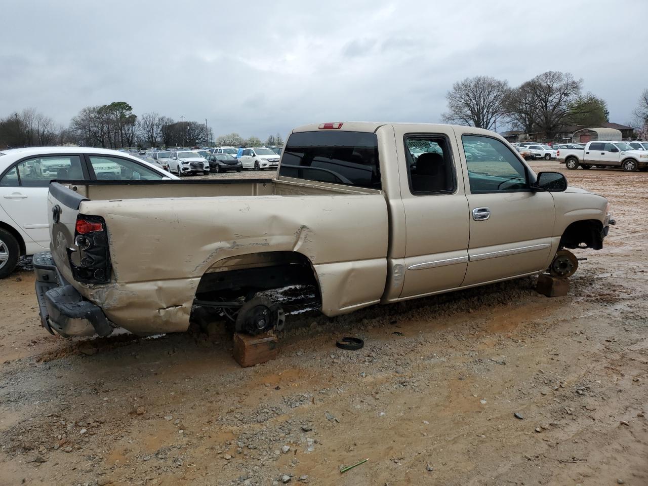 Lot #2713535211 2004 GMC NEW SIERRA