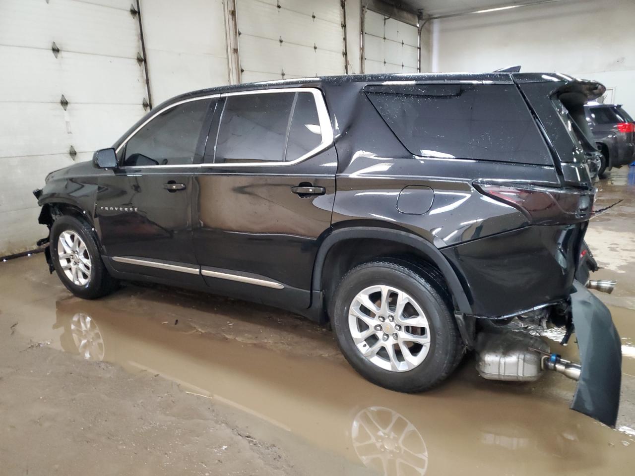 1GNERFKW1KJ105036 2019 Chevrolet Traverse Ls