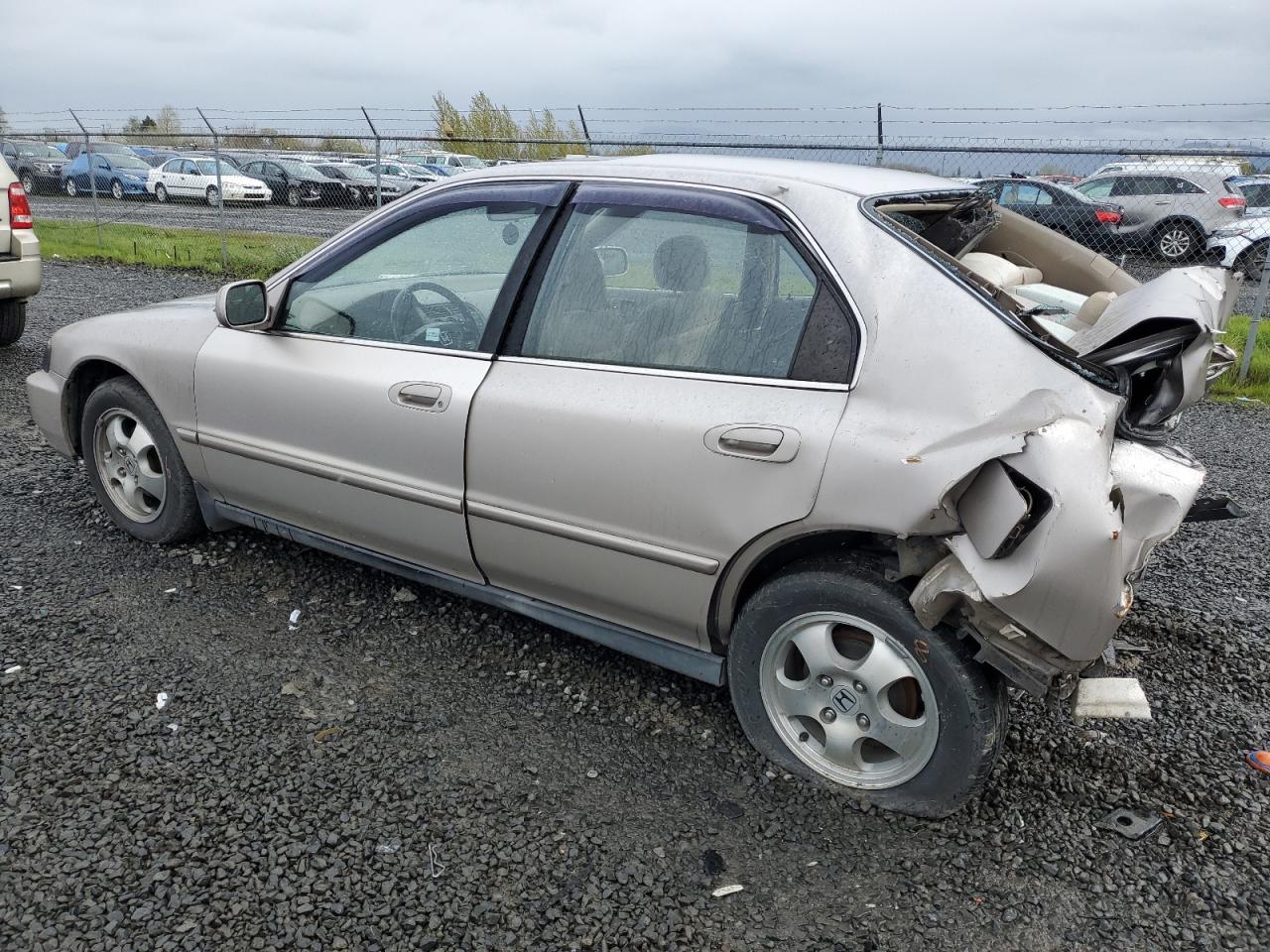 1HGCD5603VA165310 1997 Honda Accord Se