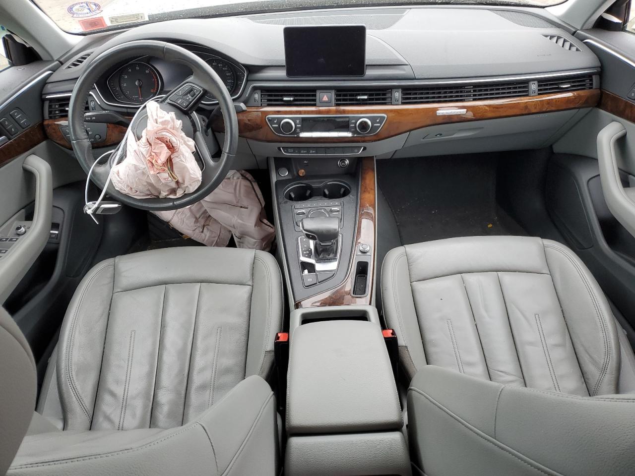 WAUDNAF46KA118776 2019 Audi A4 Premium