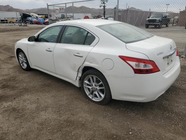 2009 Nissan Maxima - Image 2