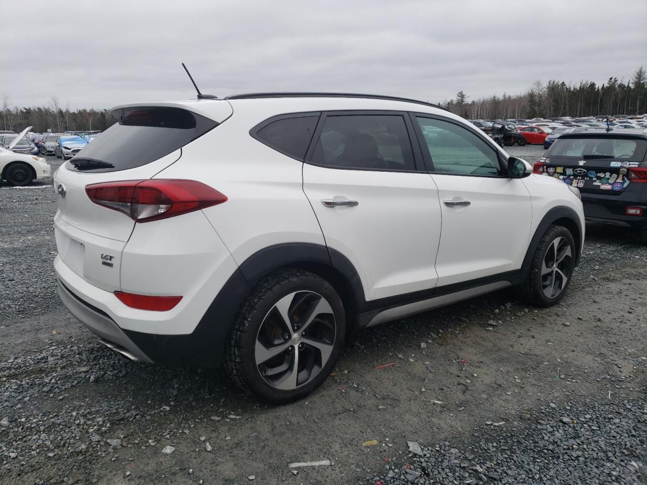 KM8J3CA26HU309775 2017 Hyundai Tucson Limited