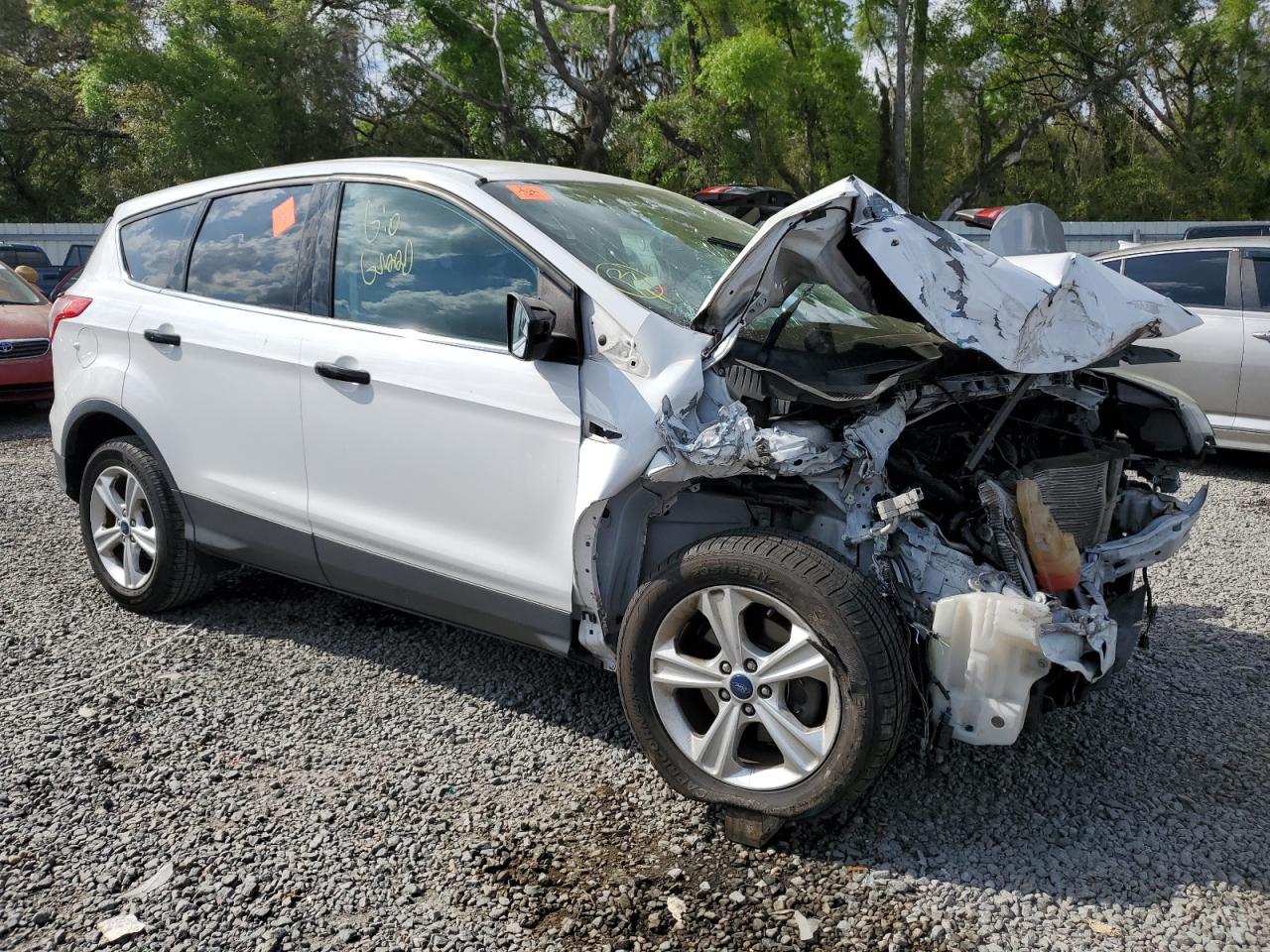 1FMCU0G79FUB36757 2015 Ford Escape Se