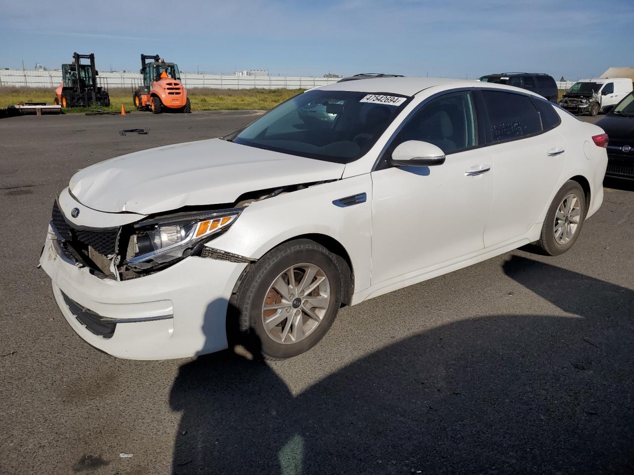 5XXGT4L38JG180444 2018 Kia Optima Lx