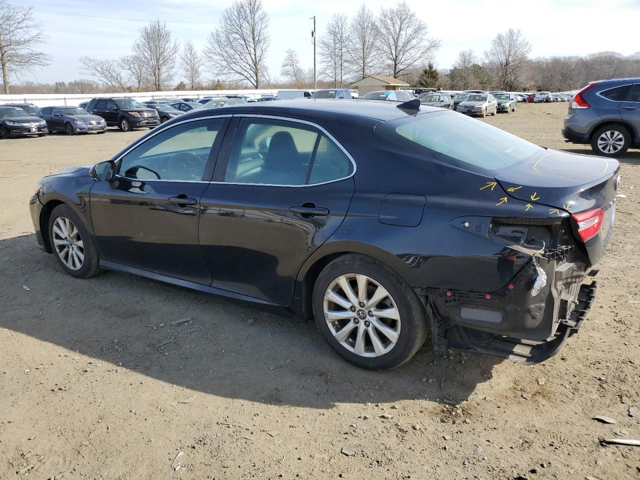 2019 Toyota Camry L vin: 4T1B11HK8KU698821