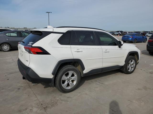 2020 TOYOTA RAV4 XLE - JTMW1RFV0LD521540