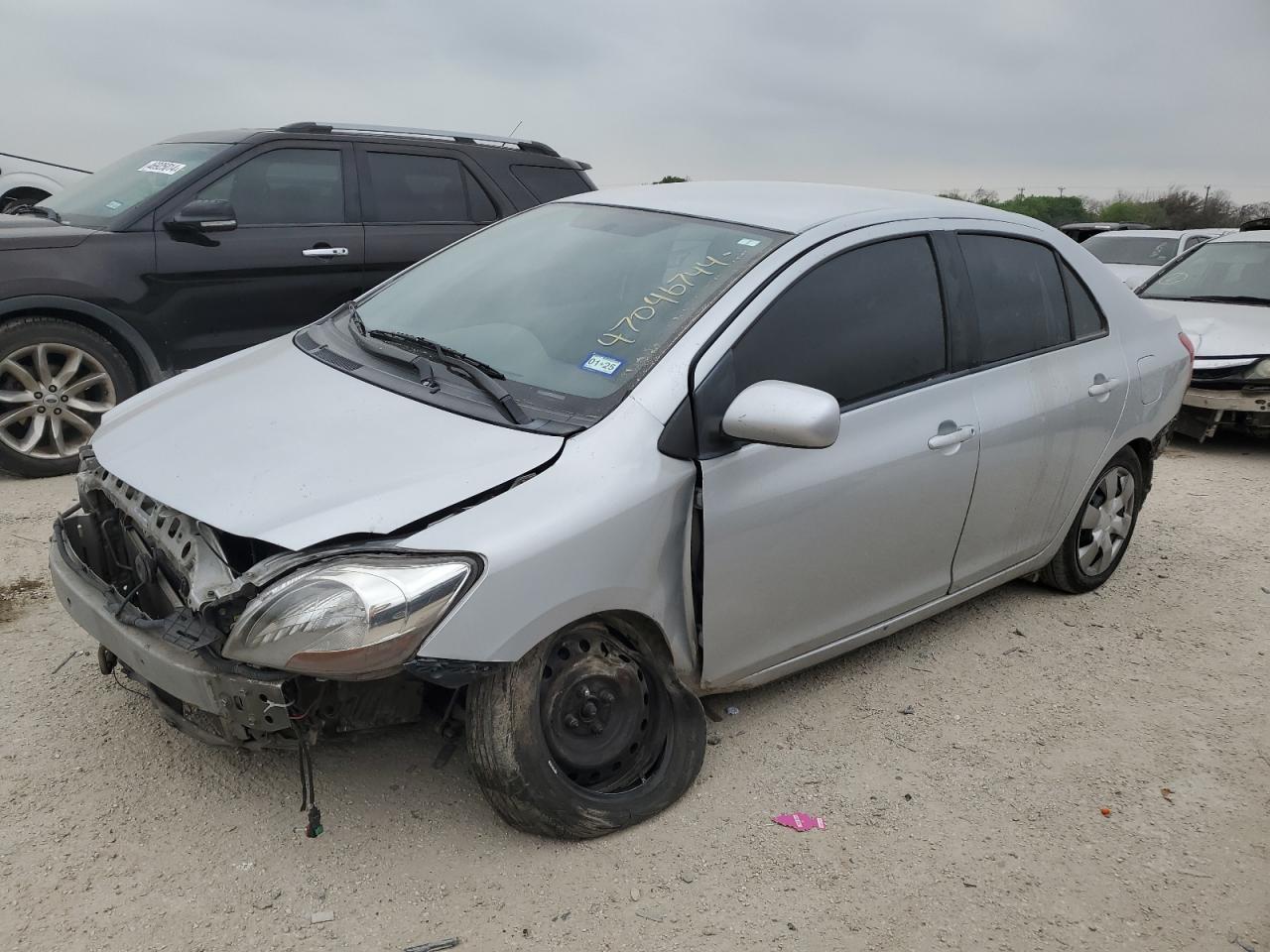 JTDBT4K30A4067576 2010 Toyota Yaris