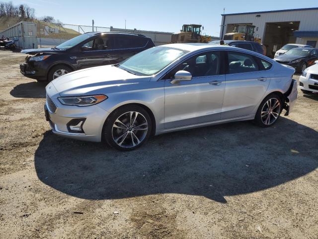 Lot #2441127025 2019 FORD FUSION TIT salvage car