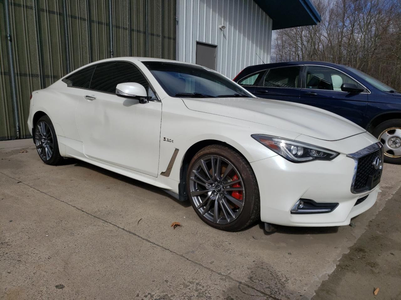 JN1FV7EL9HM700078 2017 Infiniti Q60 Red Sport 400