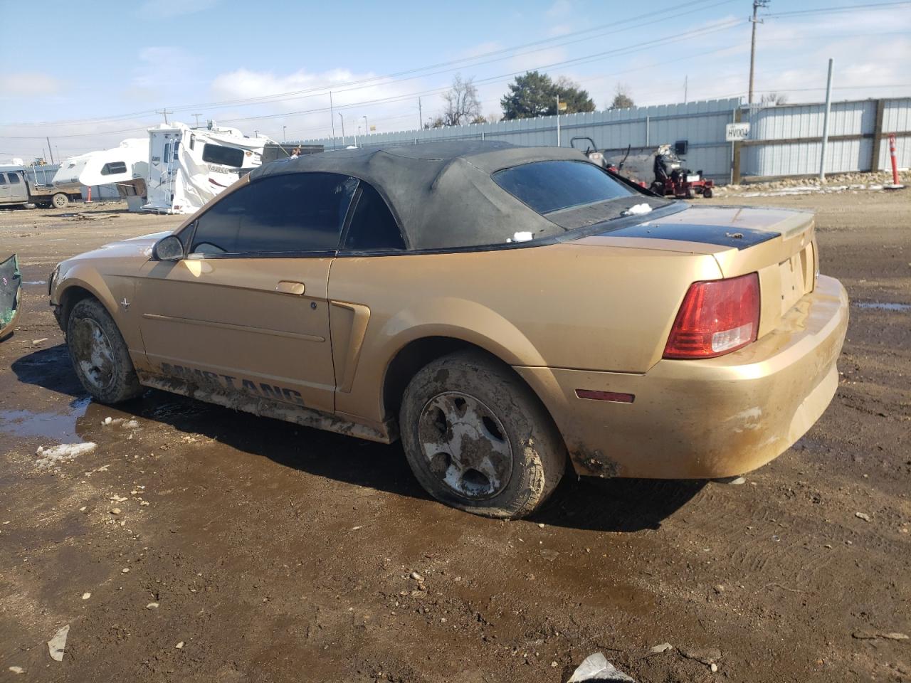 1FAFP4443YF210780 2000 Ford Mustang