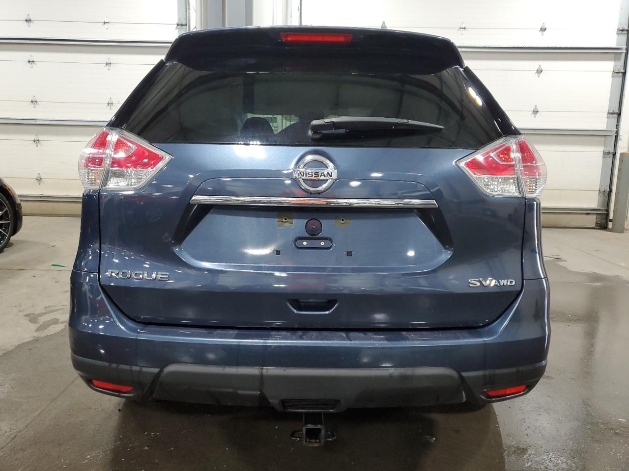 2016 Nissan Rogue S vin: KNMAT2MV8GP658499