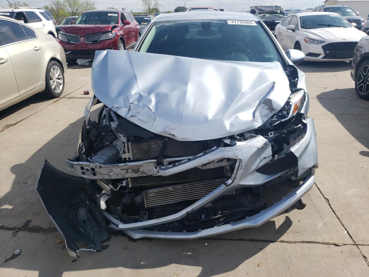 2018 Chevrolet Cruze Ls vin: 1G1BC5SM7J7220198