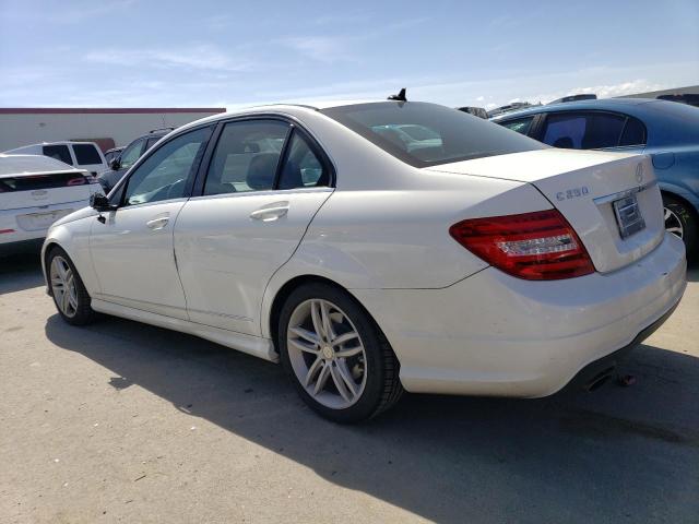 VIN WDDGF4HB1DR268959 2013 Mercedes-Benz C-Class, 250 no.2