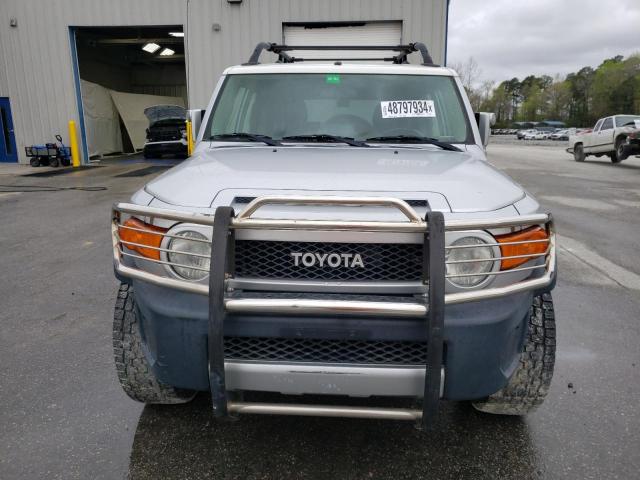 Lot #2438272771 2007 TOYOTA FJ CRUISER salvage car