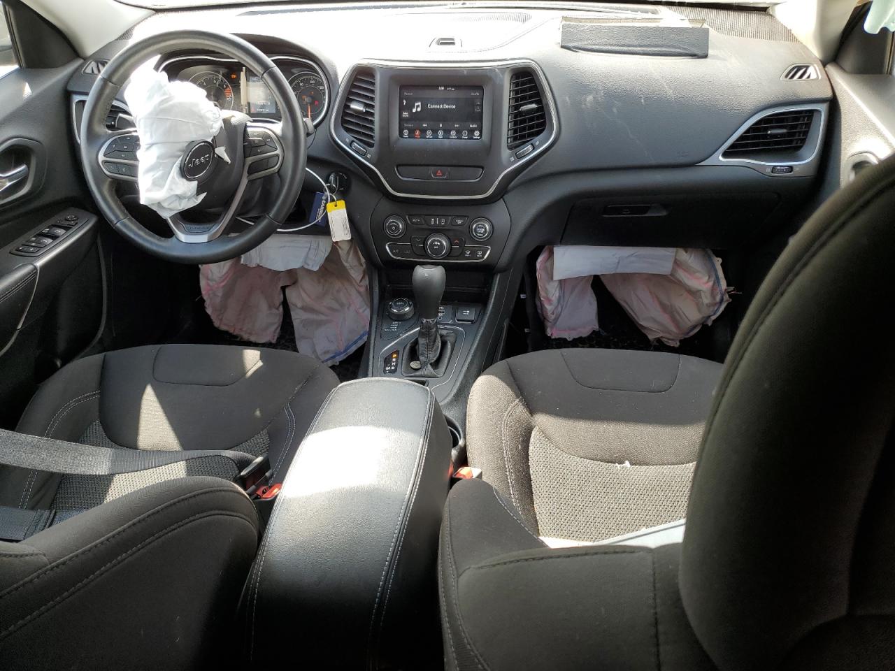 1C4PJMCB0KD107254 2019 Jeep Cherokee Latitude