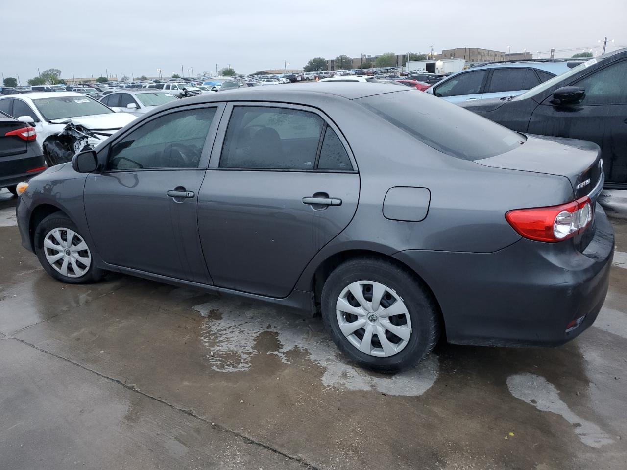 2013 Toyota Corolla Base vin: 5YFBU4EE6DP176992