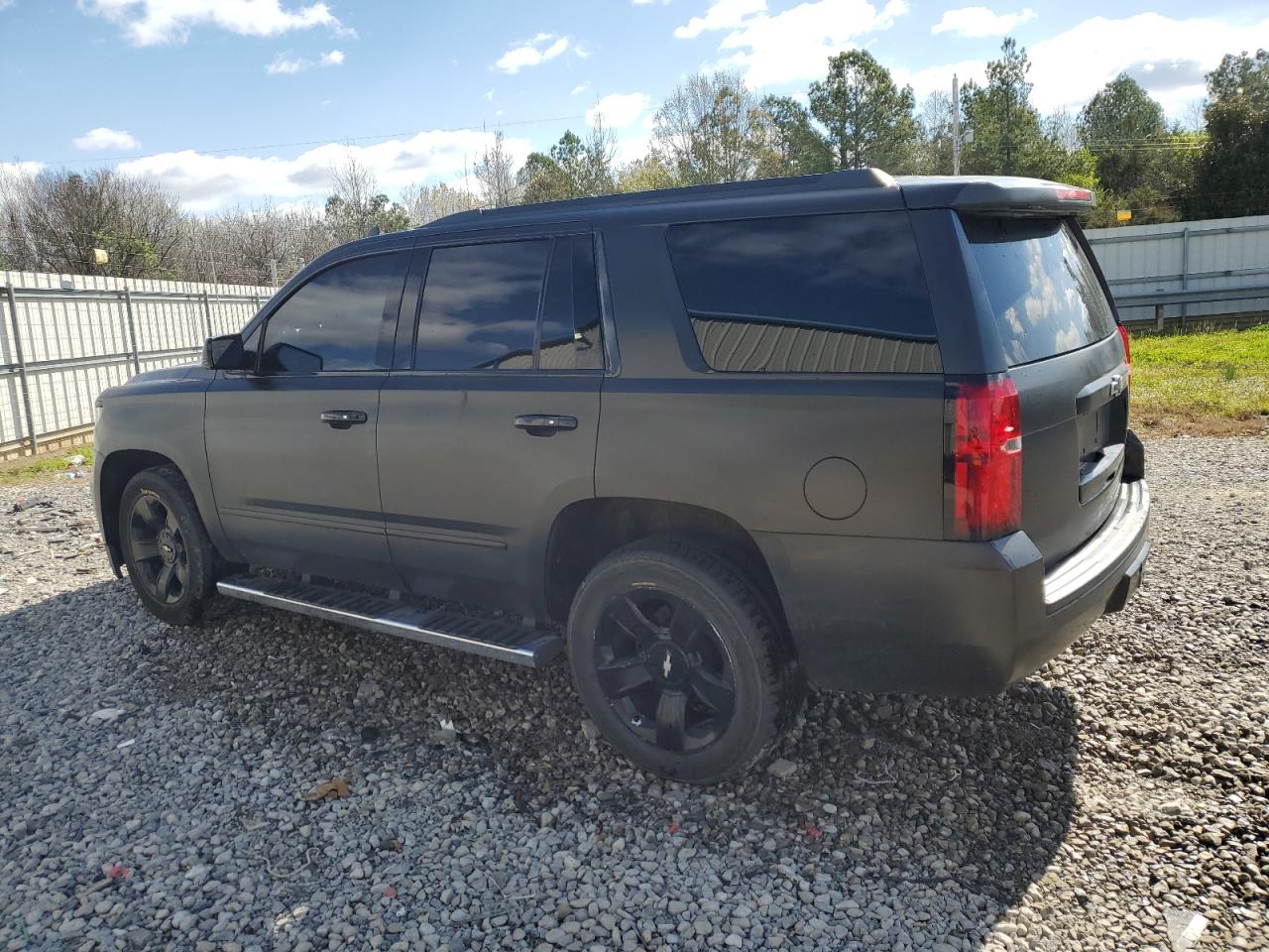 1GNSKBKC2HR158411 2017 Chevrolet Tahoe K1500 Lt