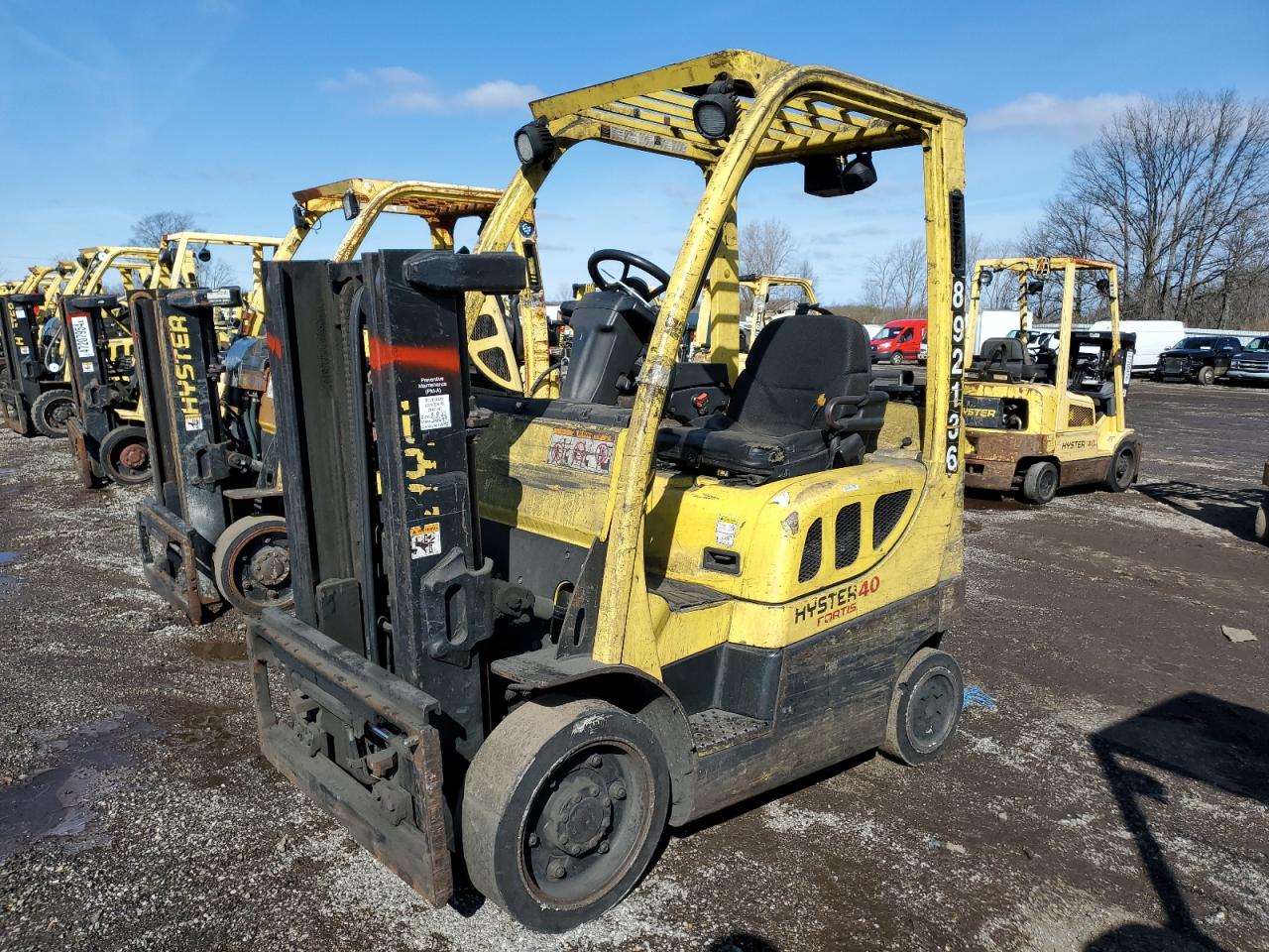 Lot #3242791983 2010 HYST FORKLIFT