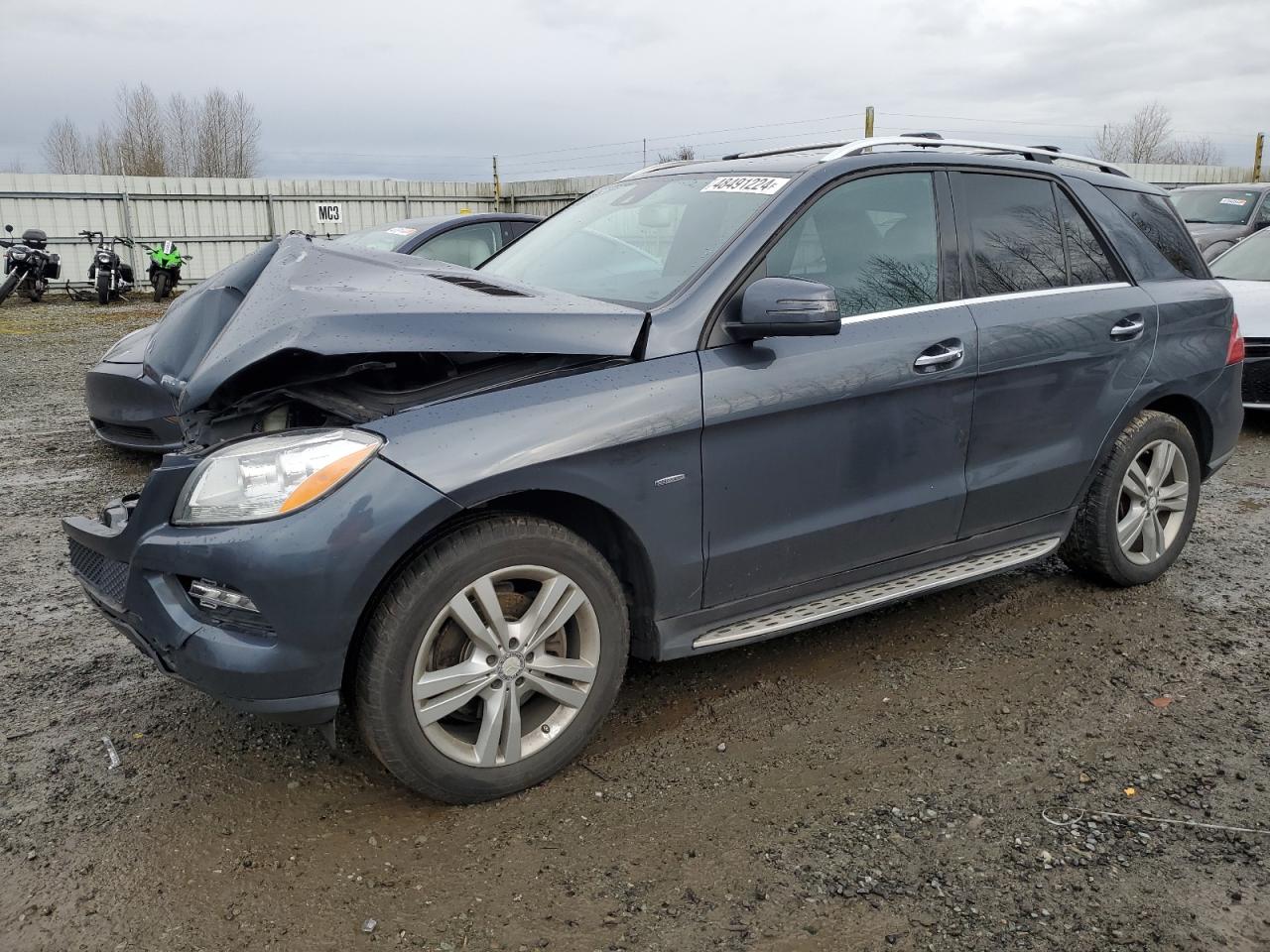 4JGDA5HB1CA047646 2012 Mercedes-Benz Ml 350 4Matic