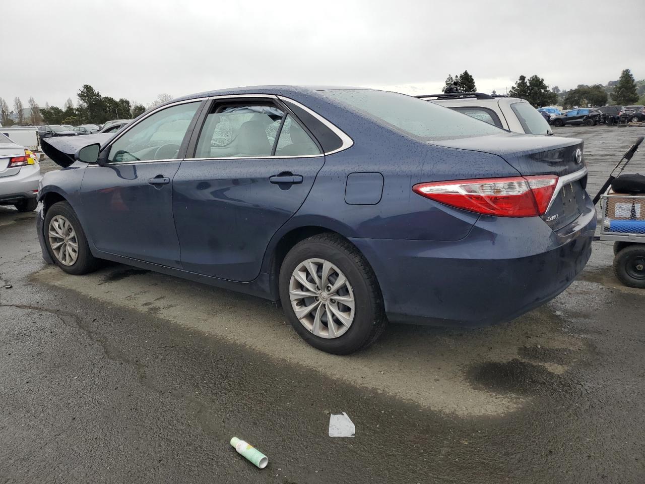 4T1BF1FK0HU671853 2017 Toyota Camry Le