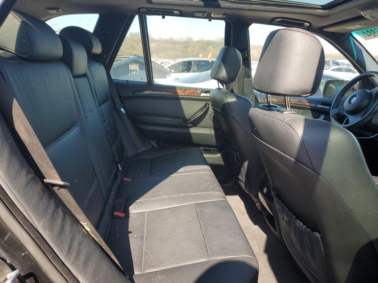 5uxfb53515lv16140 5UXFB53515LV16140 2005 BMW X5 4.4I