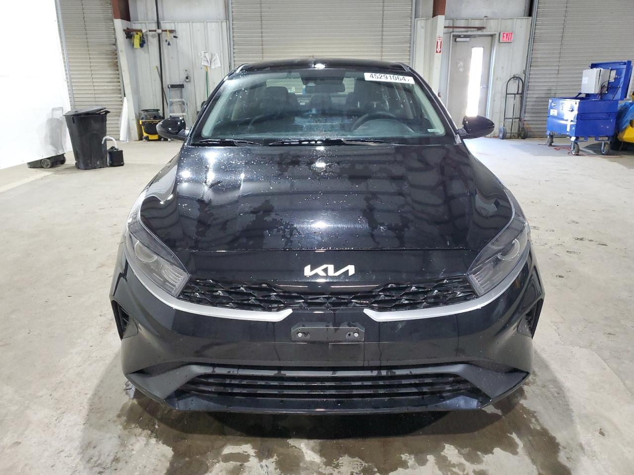 3KPF24AD8PE575008 2023 Kia Forte Lx