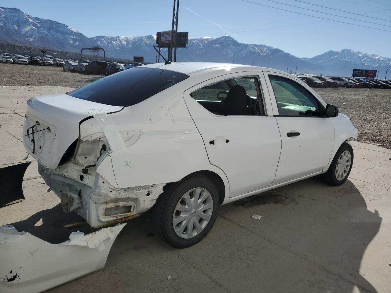 3N1CN7AP4FL954185 2015 Nissan Versa S