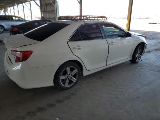 Lot #2411218095 2014 TOYOTA CAMRY L salvage car