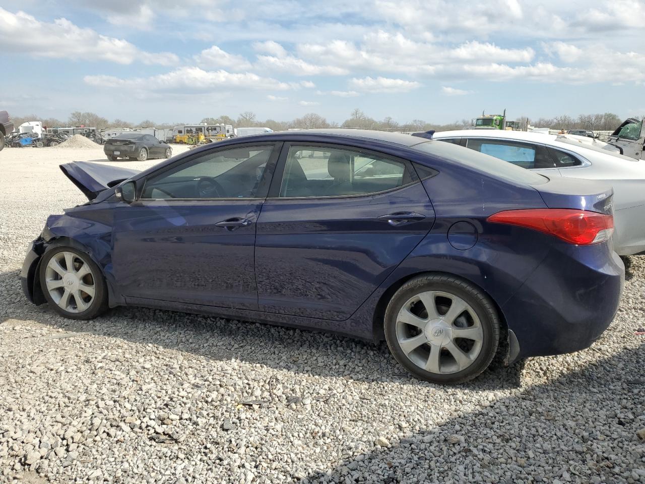 2013 Hyundai Elantra Gls vin: 5NPDH4AE2DH152267