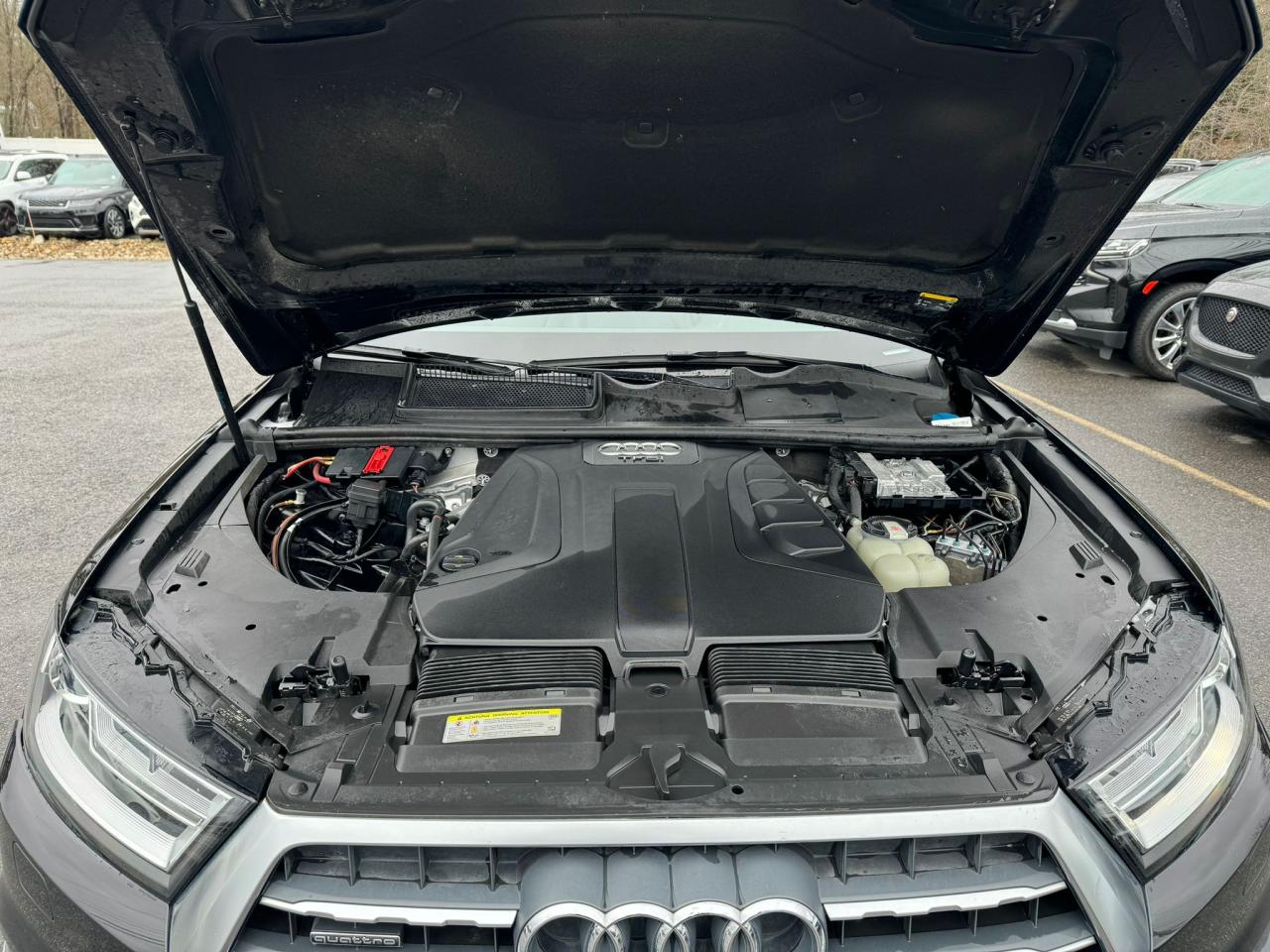 wa1lhaf75jd012973 WA1LHAF75JD012973 2018 Audi Q7 Premium Plus