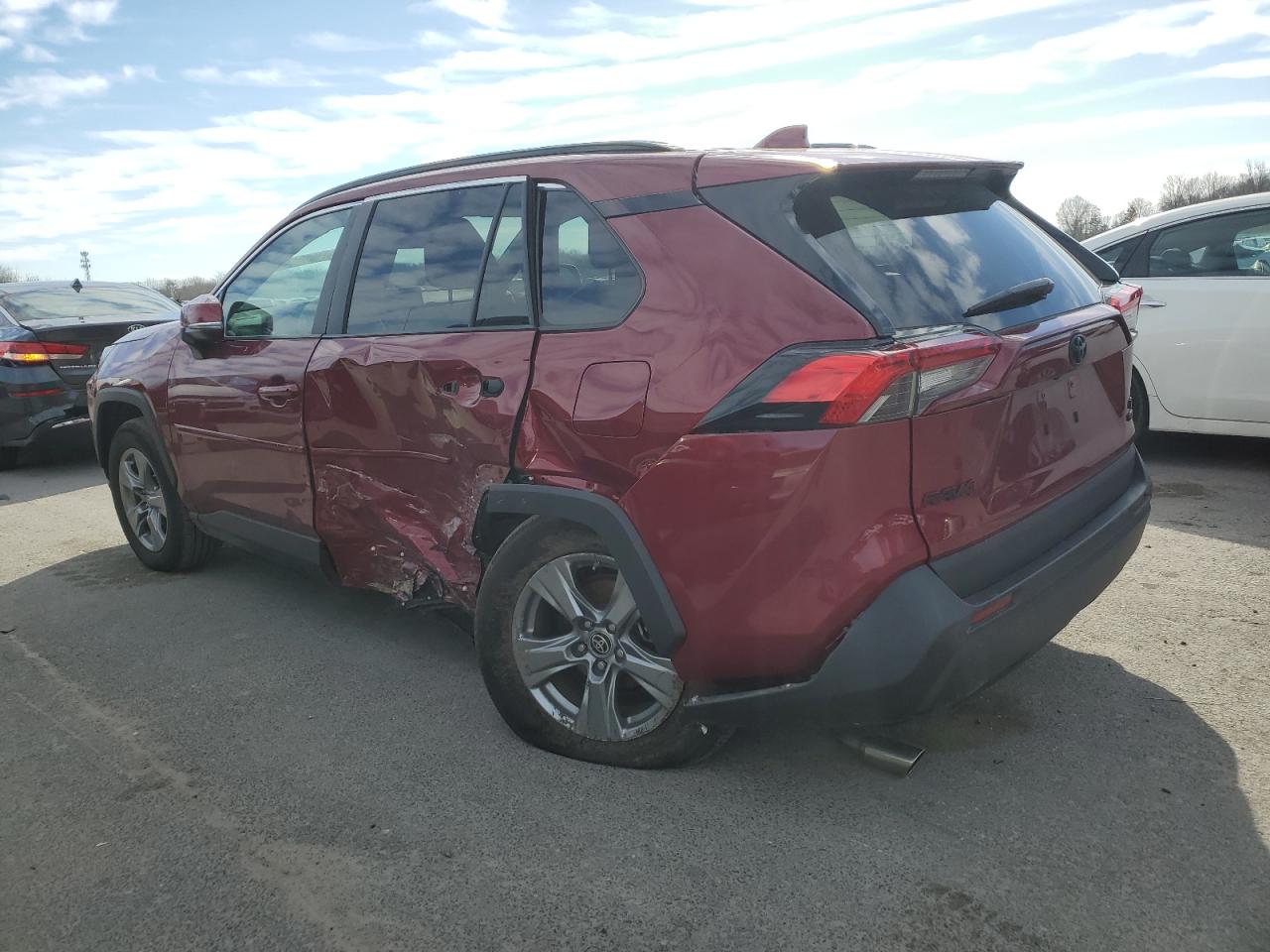 2T3MWRFVXNW136324 2022 Toyota Rav4 Le