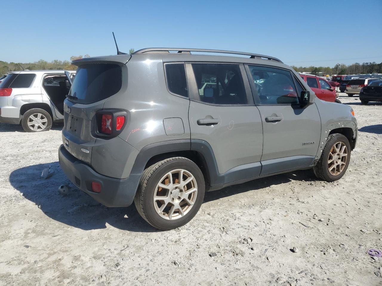 ZACNJABB8KPK83765 2019 Jeep Renegade Latitude