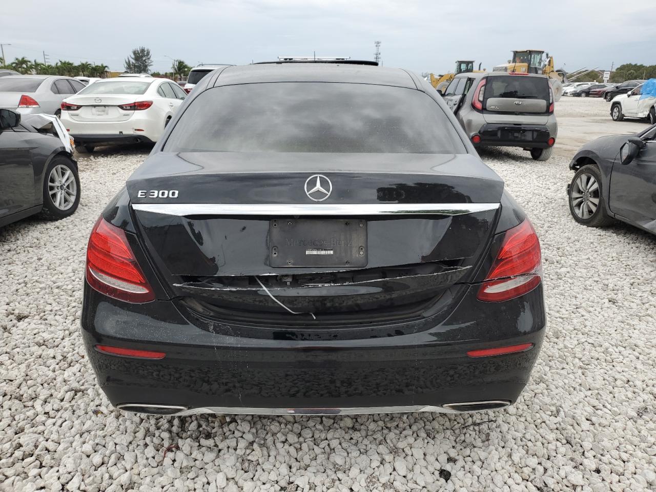 WDDZF4JB8HA168610 2017 Mercedes-Benz E 300