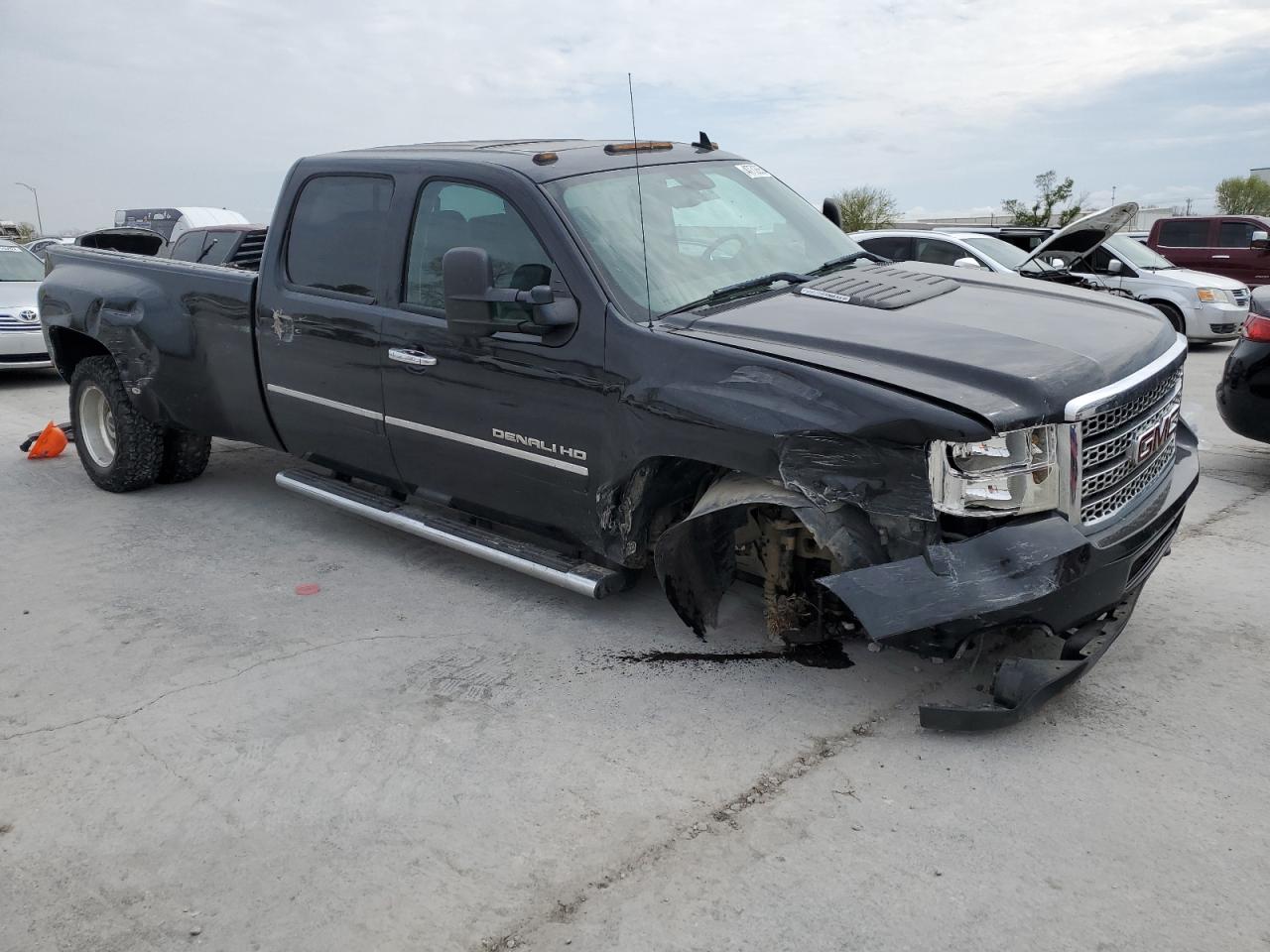 2012 GMC Sierra K3500 Denali vin: 1GT426C83CF103849