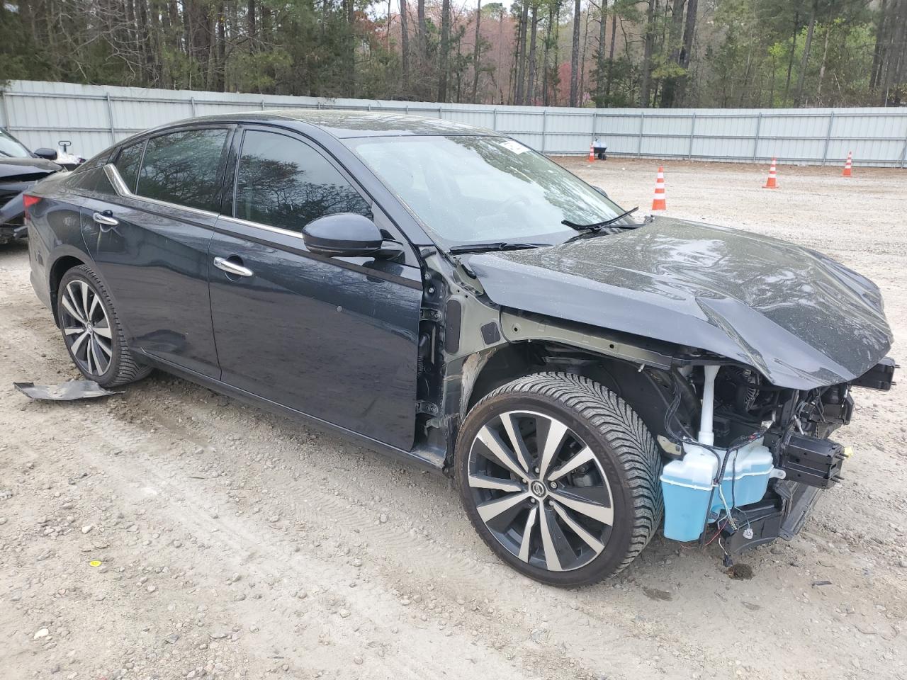 2019 Nissan Altima Platinum vin: 1N4BL4FW4KN300073