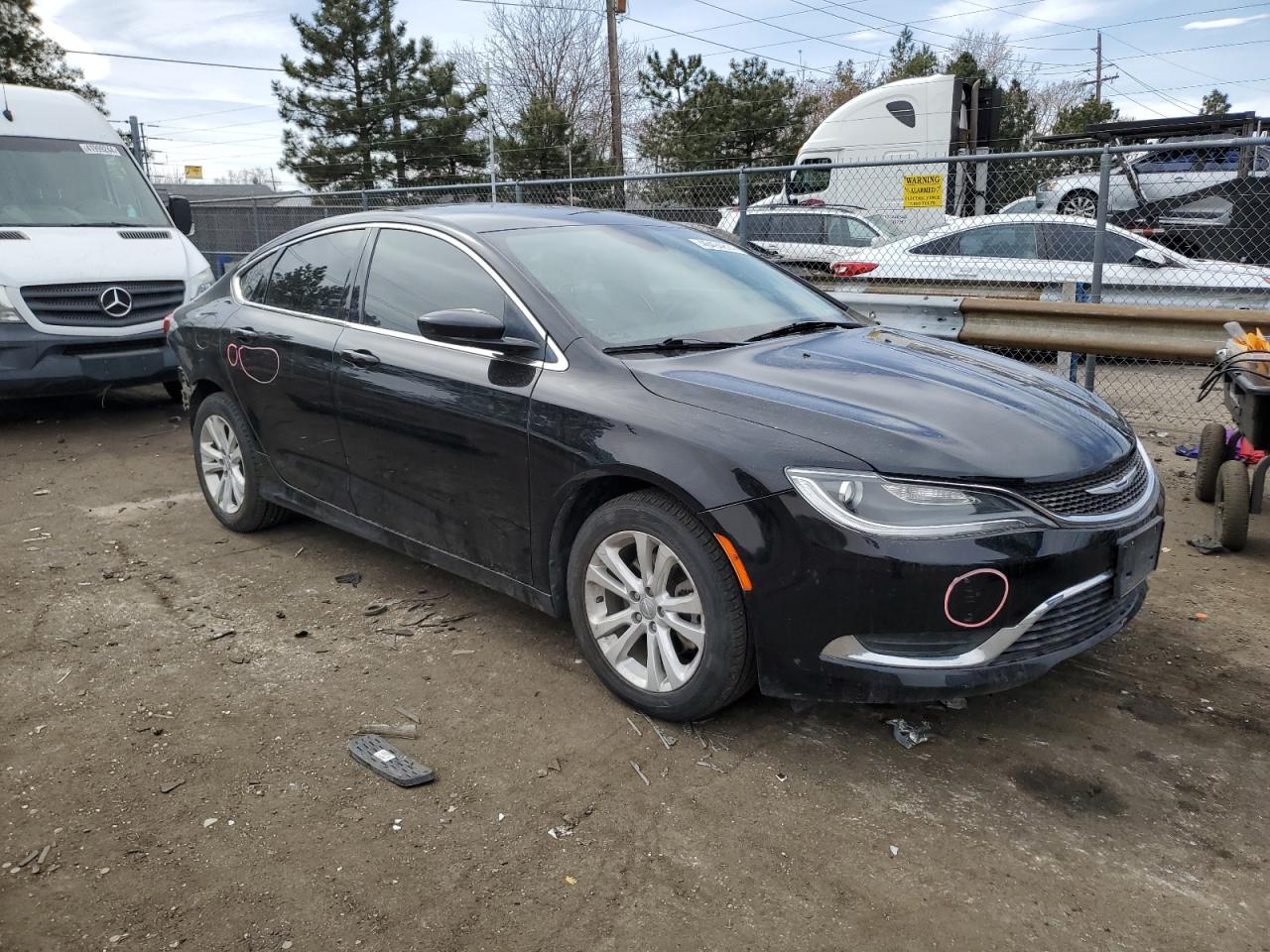 1C3CCCAB0FN711204 2015 Chrysler 200 Limited