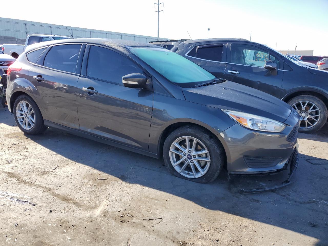 2017 Ford Focus Se vin: 1FADP3K2XHL328989