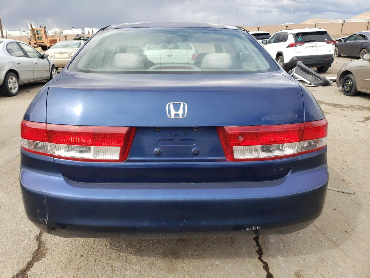 1HGCM56364A021601 2004 Honda Accord Lx