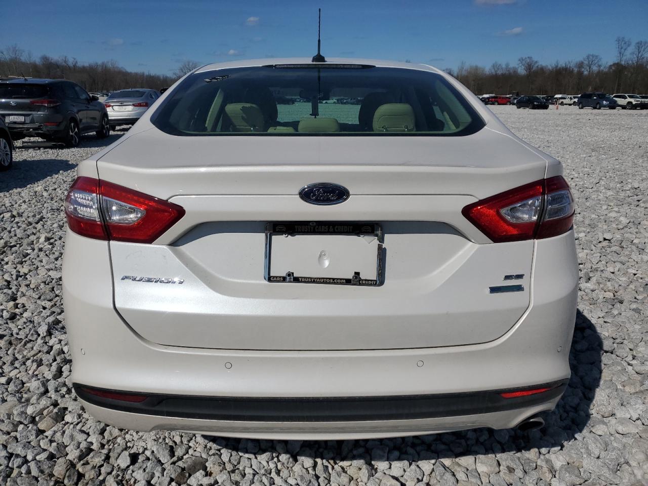 3FA6P0HD5FR120162 2015 Ford Fusion Se